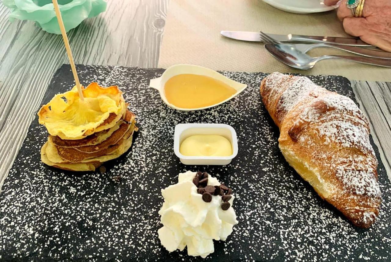Hotel Le Giare มารินา ดิ เปียตราซันตา ภายนอก รูปภาพ