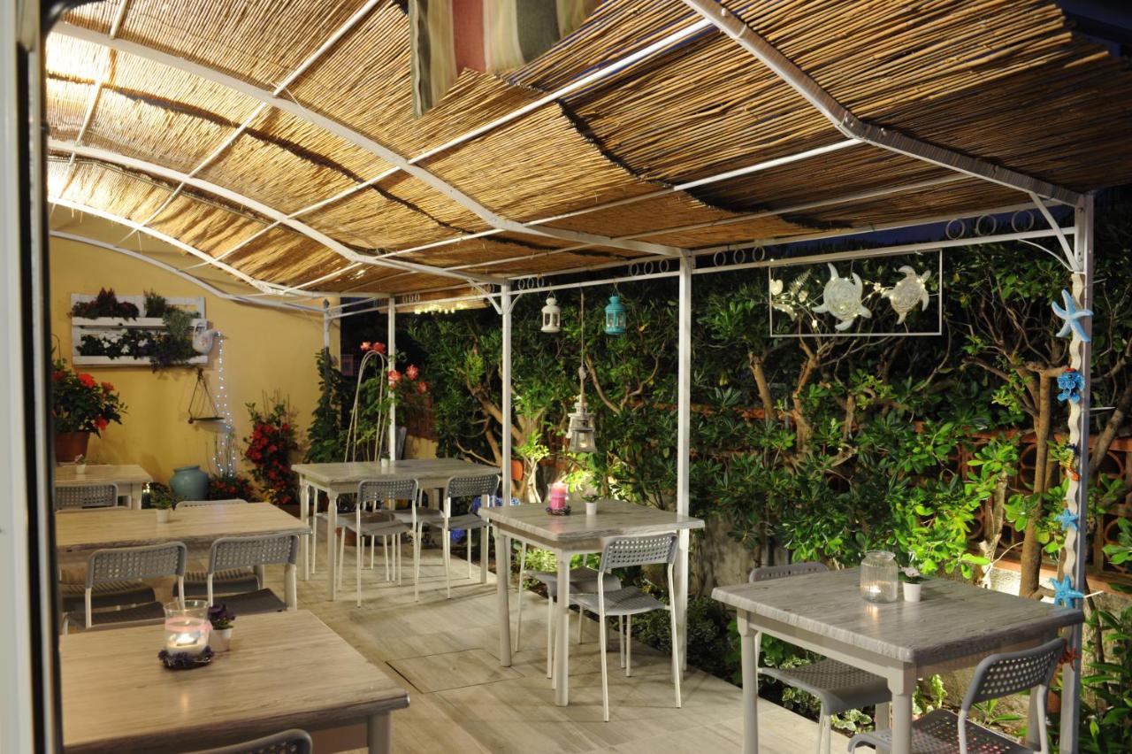 Hotel Le Giare มารินา ดิ เปียตราซันตา ภายนอก รูปภาพ