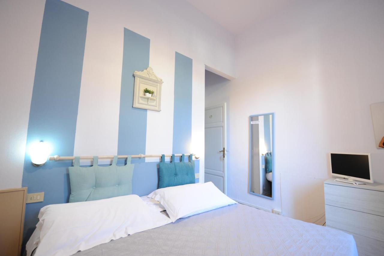 Hotel Le Giare มารินา ดิ เปียตราซันตา ภายนอก รูปภาพ