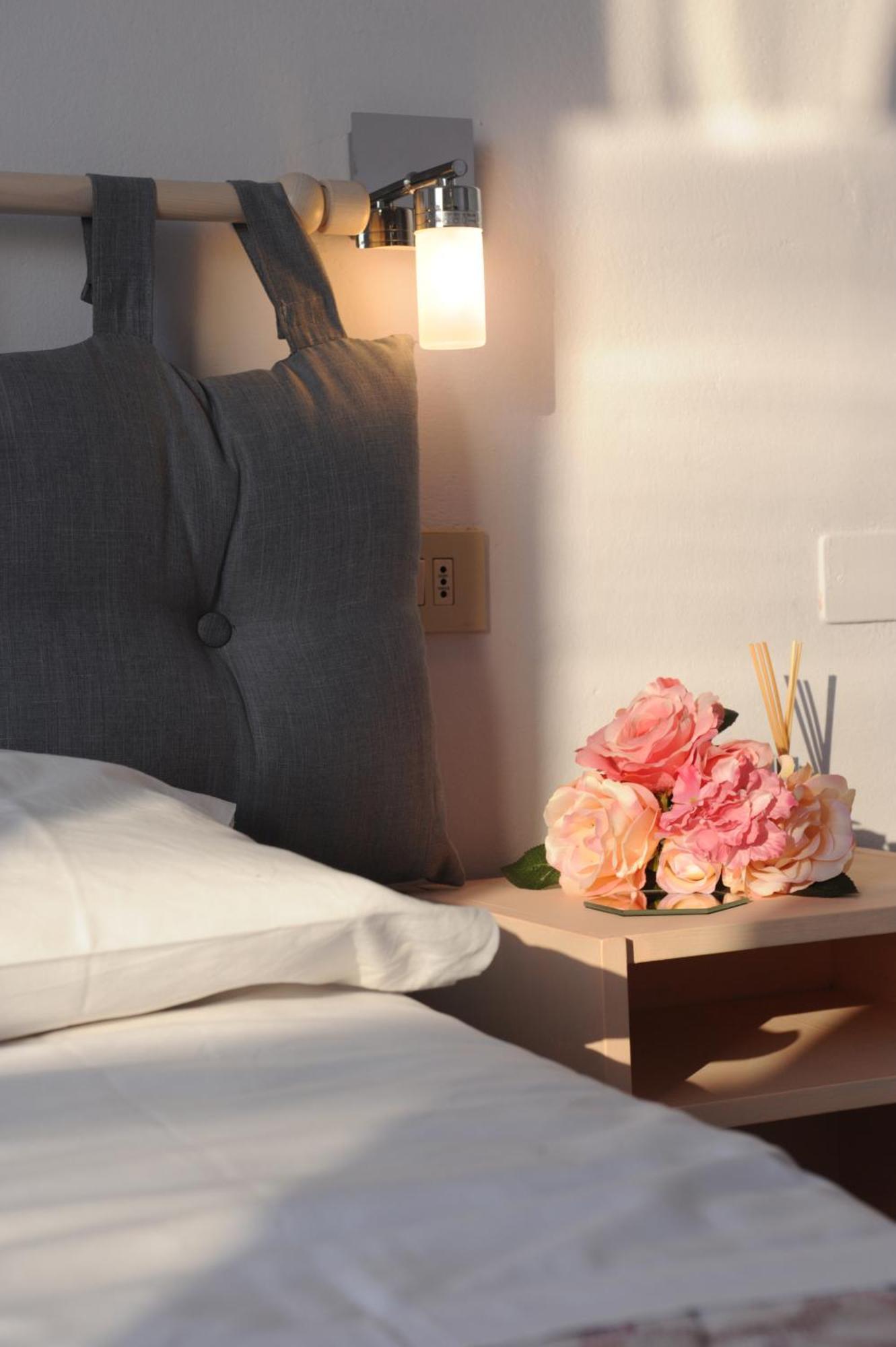 Hotel Le Giare มารินา ดิ เปียตราซันตา ภายนอก รูปภาพ