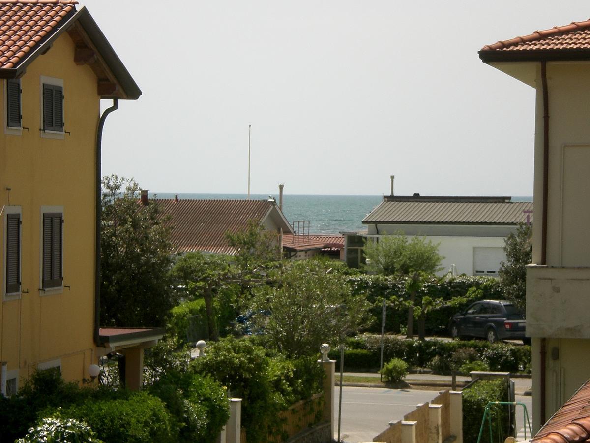 Hotel Le Giare มารินา ดิ เปียตราซันตา ภายนอก รูปภาพ